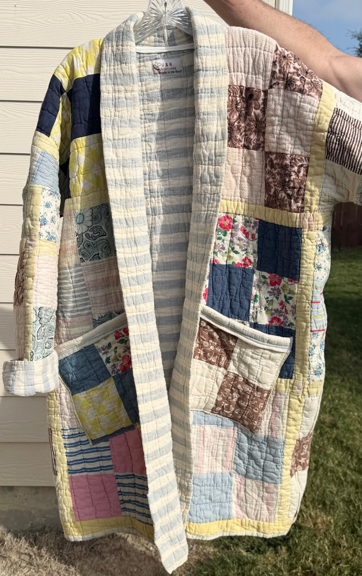 Vintage Yellow/Blue Feed Sack Quilted 3/4 Length jacket with pockets. Size L/XL (Fits up to a 2X)