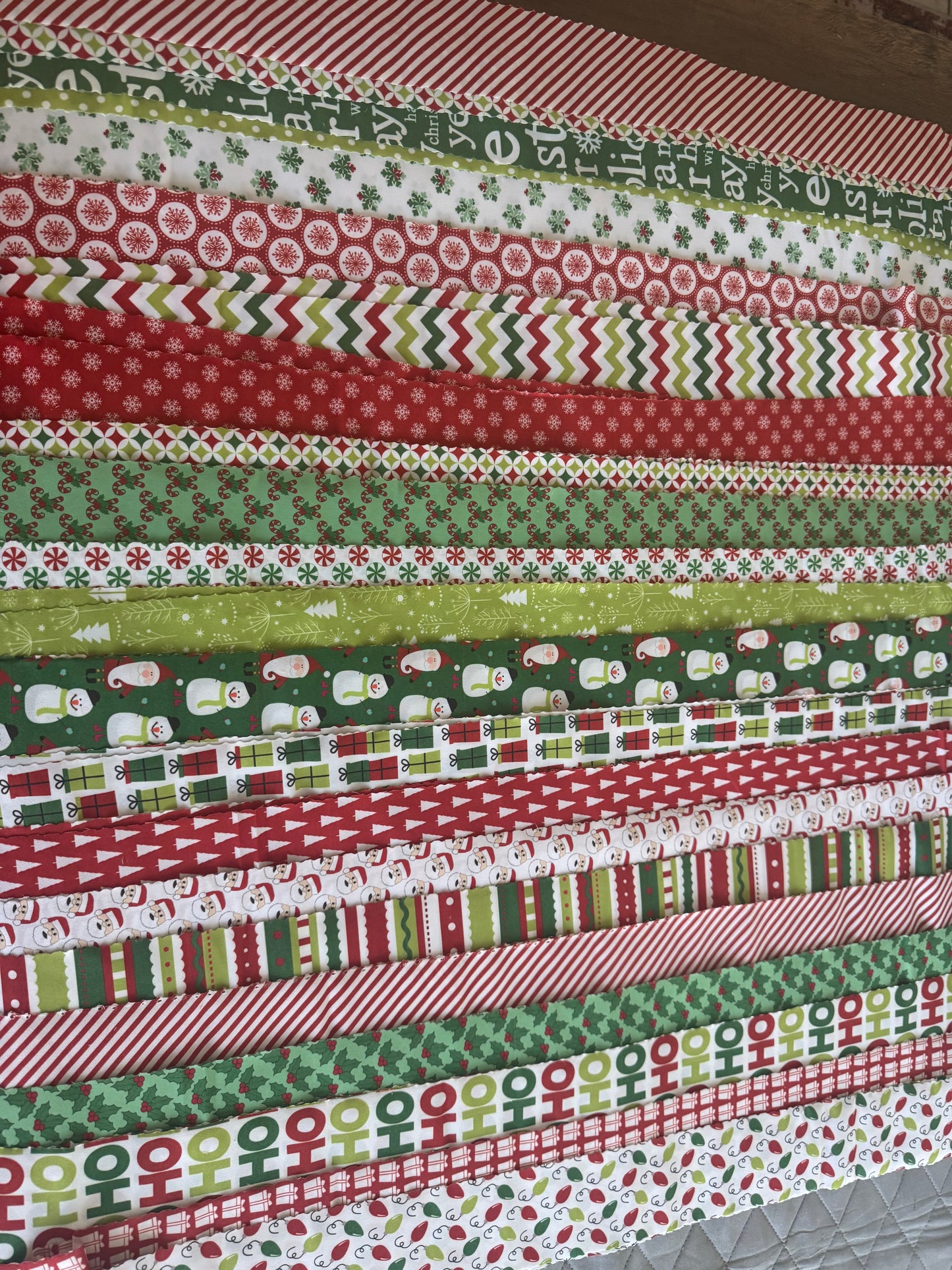 Grinch Jelly Roll Christmas Tree Skirt.