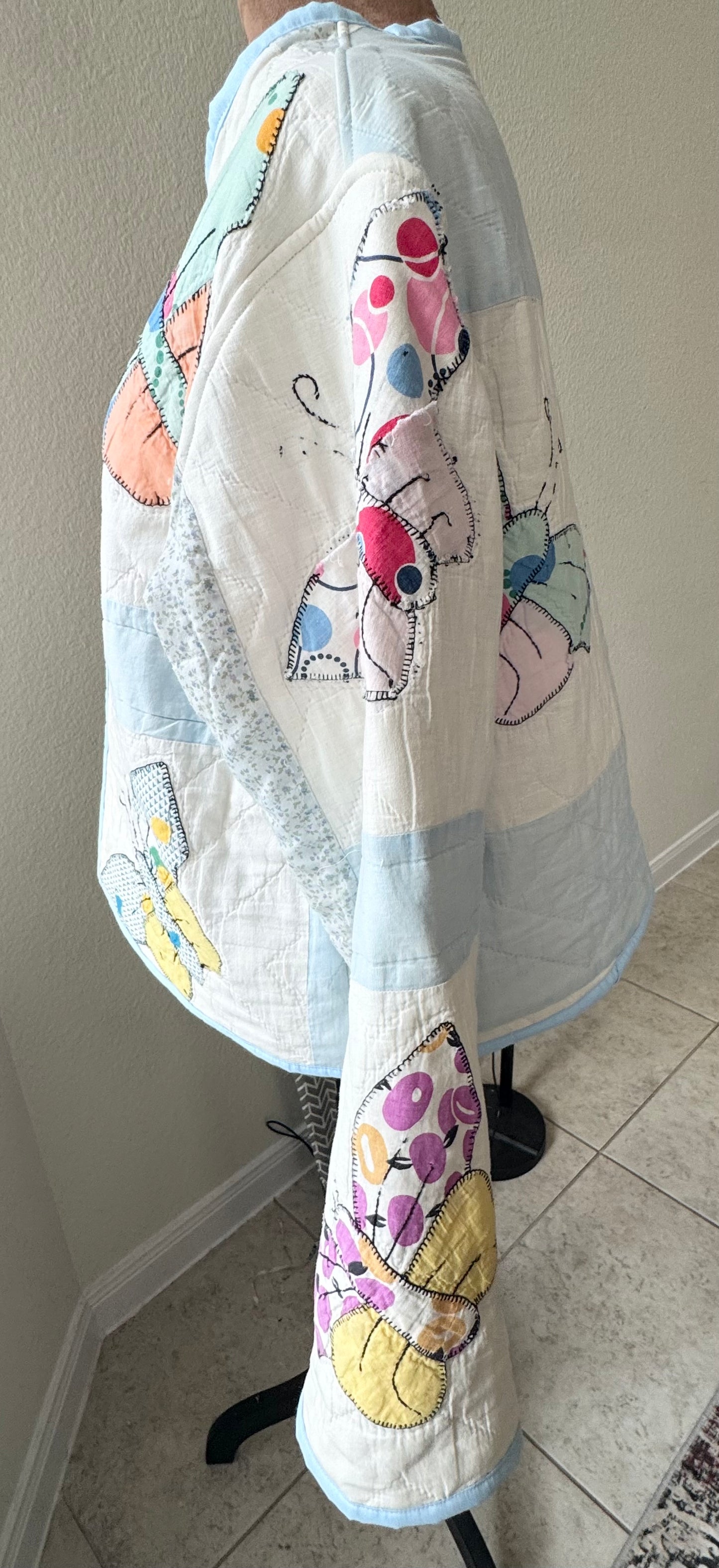 Butterfly Quilted Jacket. Waist length. Size L