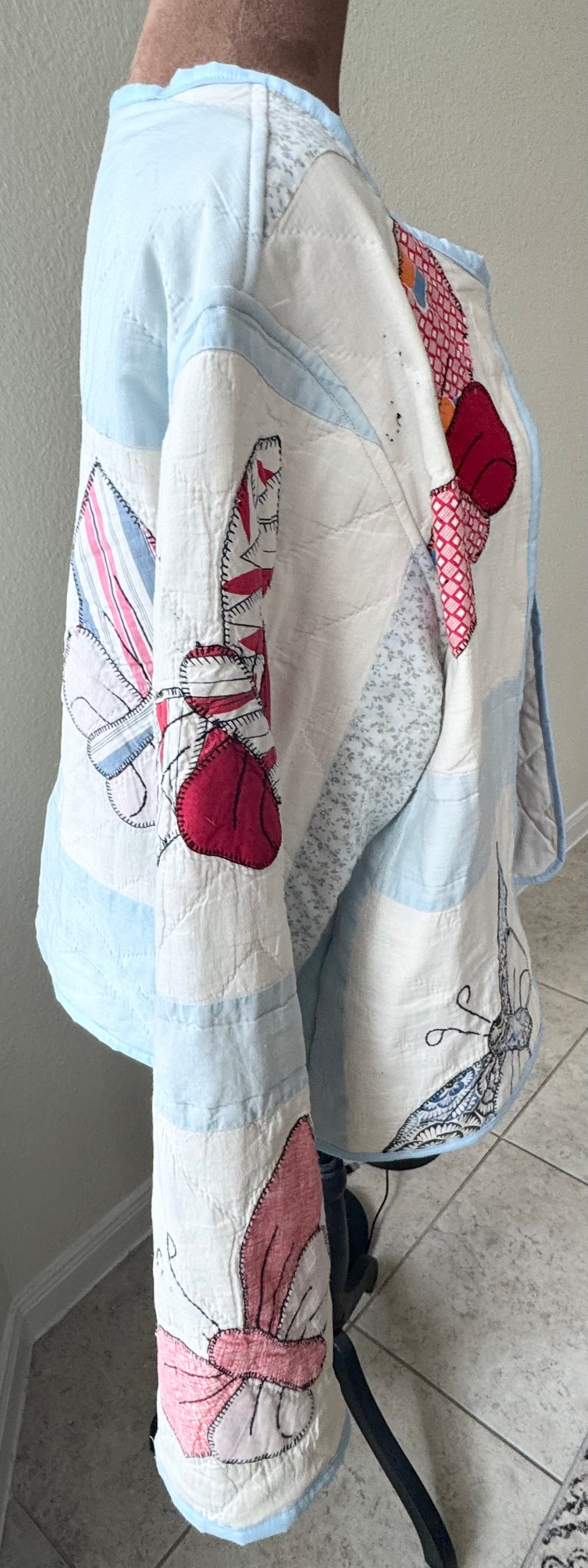 Butterfly Quilted Jacket. Waist length. Size L
