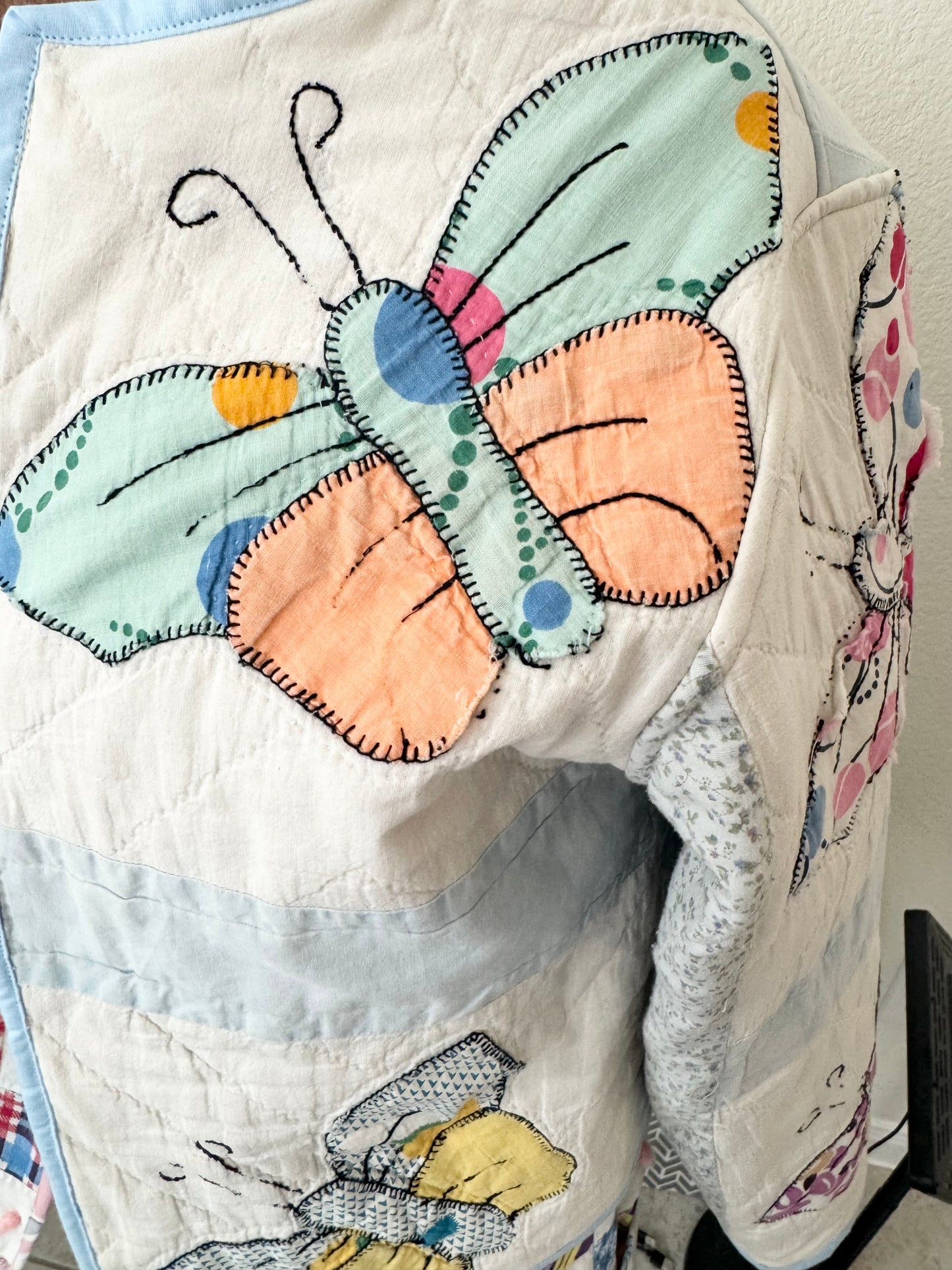 Butterfly Quilted Jacket. Waist length. Size L