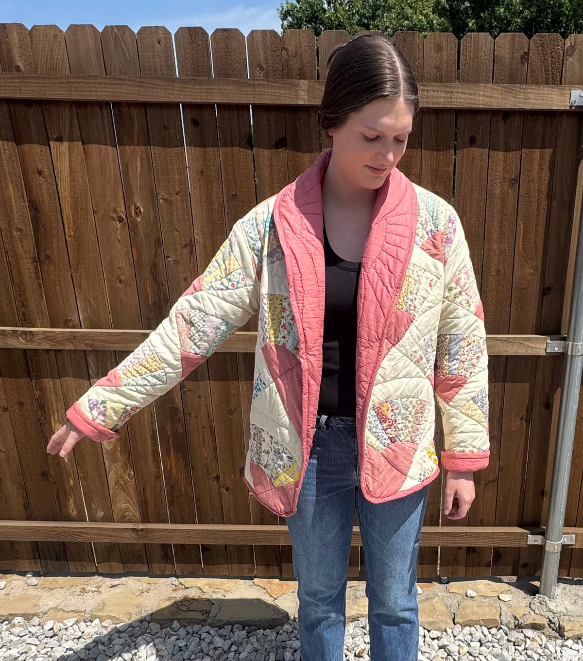 Vintage Mauve Fan Quilt Jacket with lay down Collar.  Size L