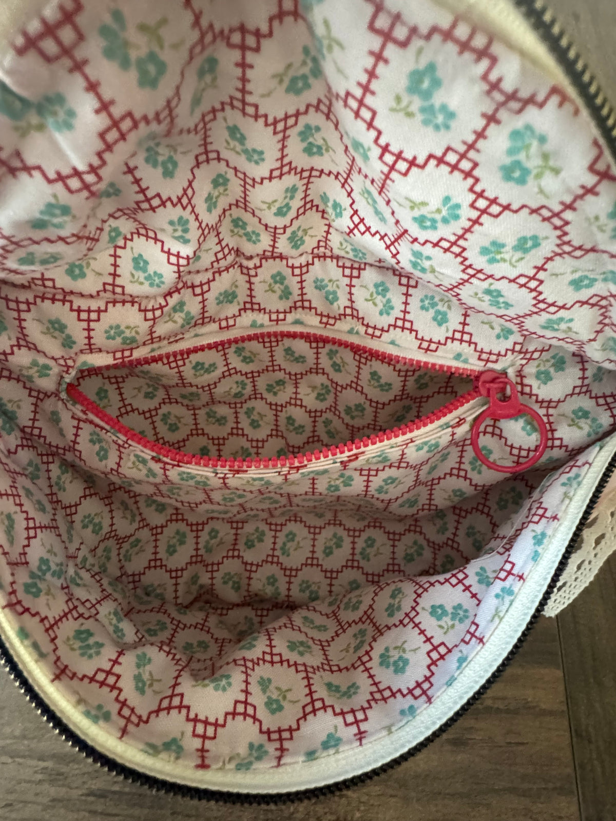 Double Wedding Circle Quilted Bum Bag.