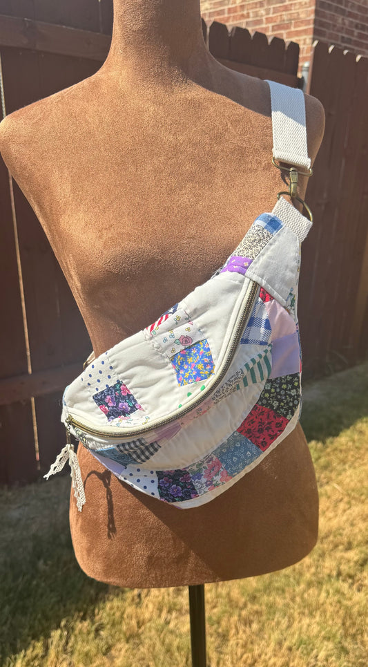 Double Wedding Circle Quilted Bum Bag.