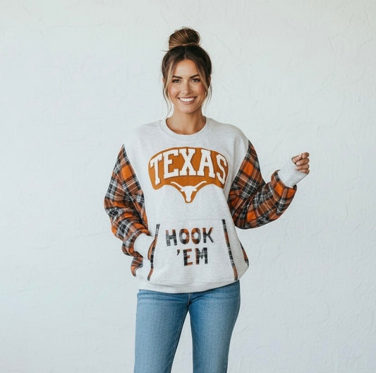 Texas Longhorns "Peek-A-Boo" Sweatshirt with Flannel Sleeves Size 1X-2X Oversized